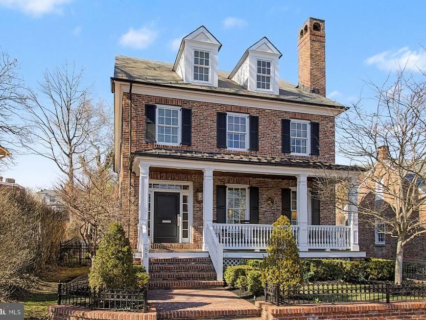 85 E Oakland Avenue, Doylestown, PA 18901 Main Photo