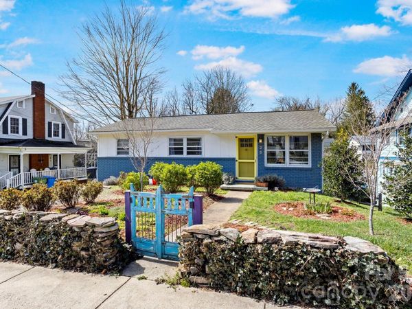 25 Ridgelawn Road, Asheville, NC 28806