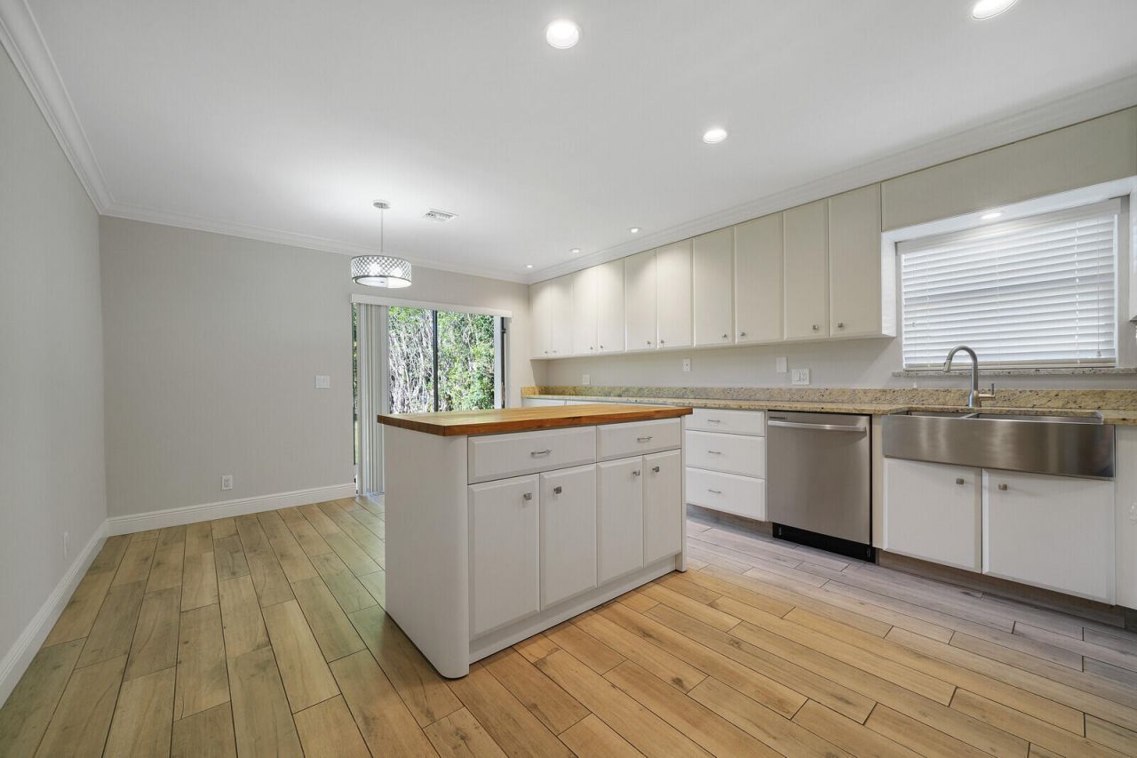 683 Dover Street, Unit 683,685, Boca Raton, FL 33487 Photo