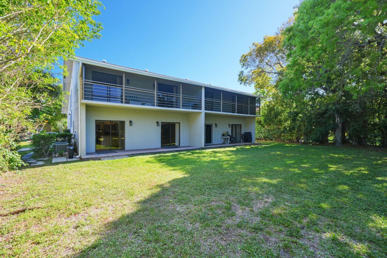 683 Dover Street, Unit 683,685, Boca Raton, FL 33487 Photo