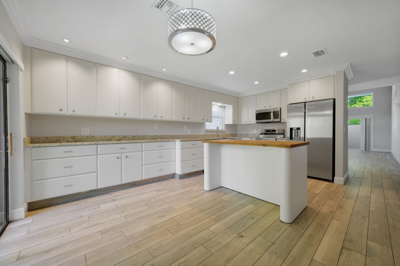 683 Dover Street, Unit 683,685, Boca Raton, FL 33487 Photo