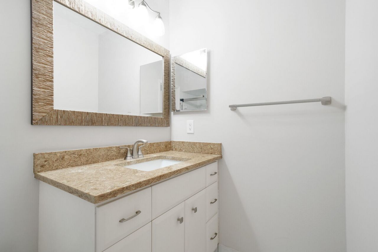 683 Dover Street, Unit 683,685, Boca Raton, FL 33487 Photo