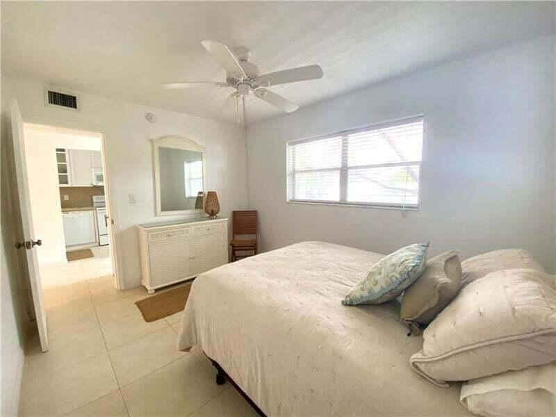 1439 S Ocean Boulevard, Unit 207, Lauderdale by the Sea, FL 33062 Photo