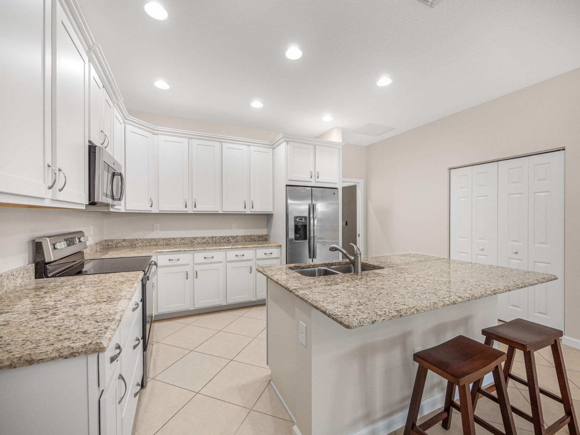 12898 SW Lake Fern Circle, Port Saint Lucie, FL 34987 Photo