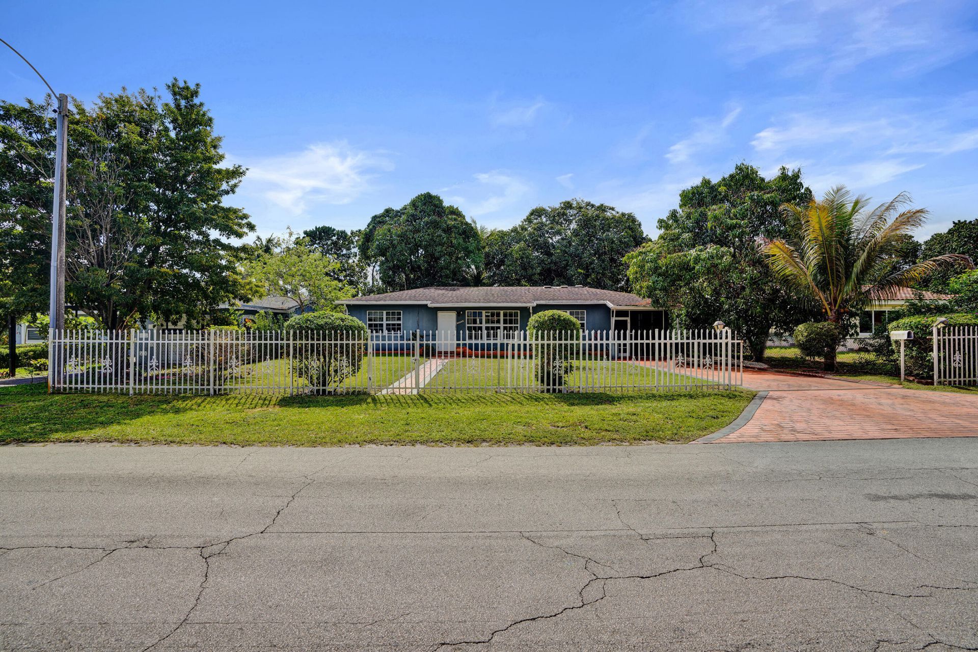 14831 S River Drive, Miami, FL 33167 Photo