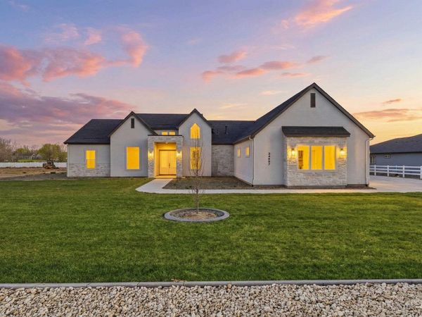 24897 Ardmore Ct, Caldwell, ID 83607