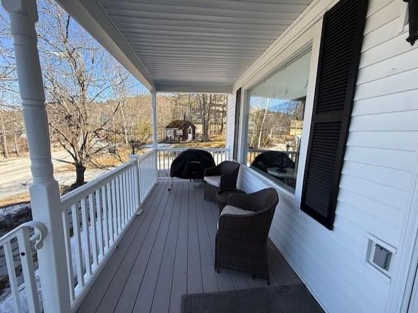 14 Lake Avenue, Unit 2, Sunapee, NH 03782