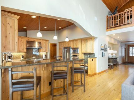 12193 Lookout Loop, Truckee, CA 96161 Photo