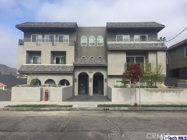 10201 Mountair Avenue, Unit 103, Tujunga, CA 91042