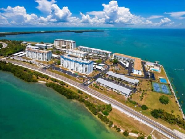 7 ISLAND PARK PLACE , Unit 204, DUNEDIN, FL 34698