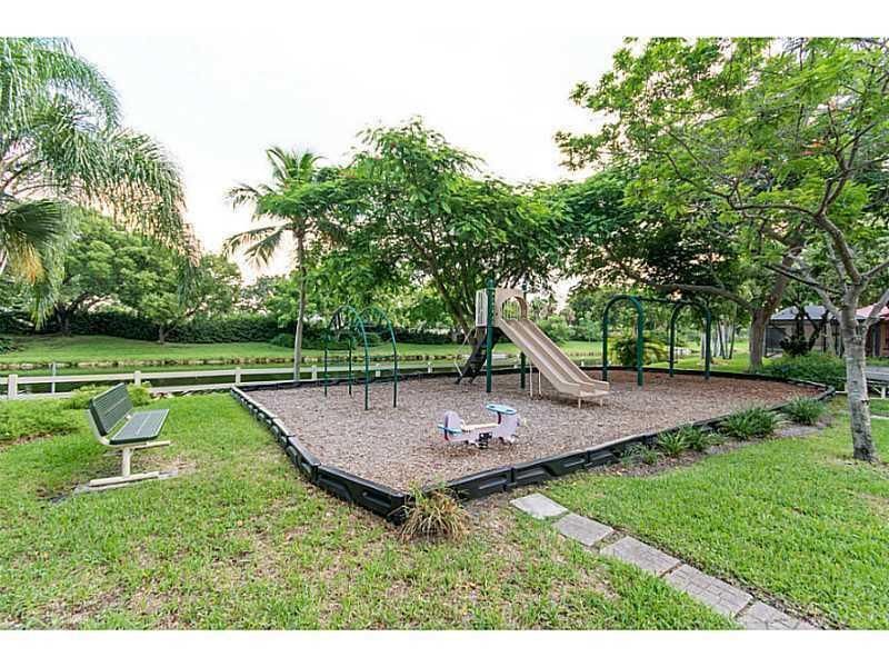 9561 NW 18th Court, Plantation, FL 33322 Photo