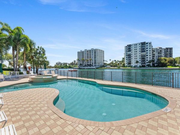 1301 N Riverside Drive, Unit 10, Pompano Beach, FL 33062