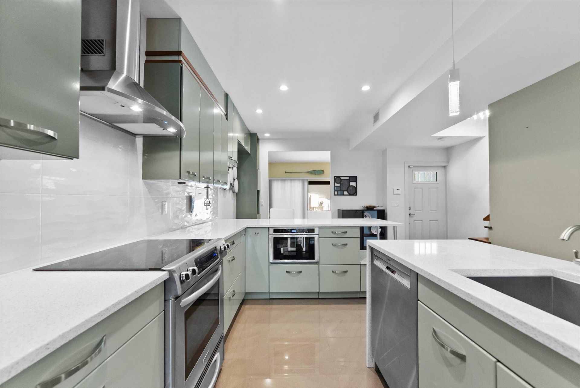 1301 N Riverside Drive, Unit 10, Pompano Beach, FL 33062 Photo