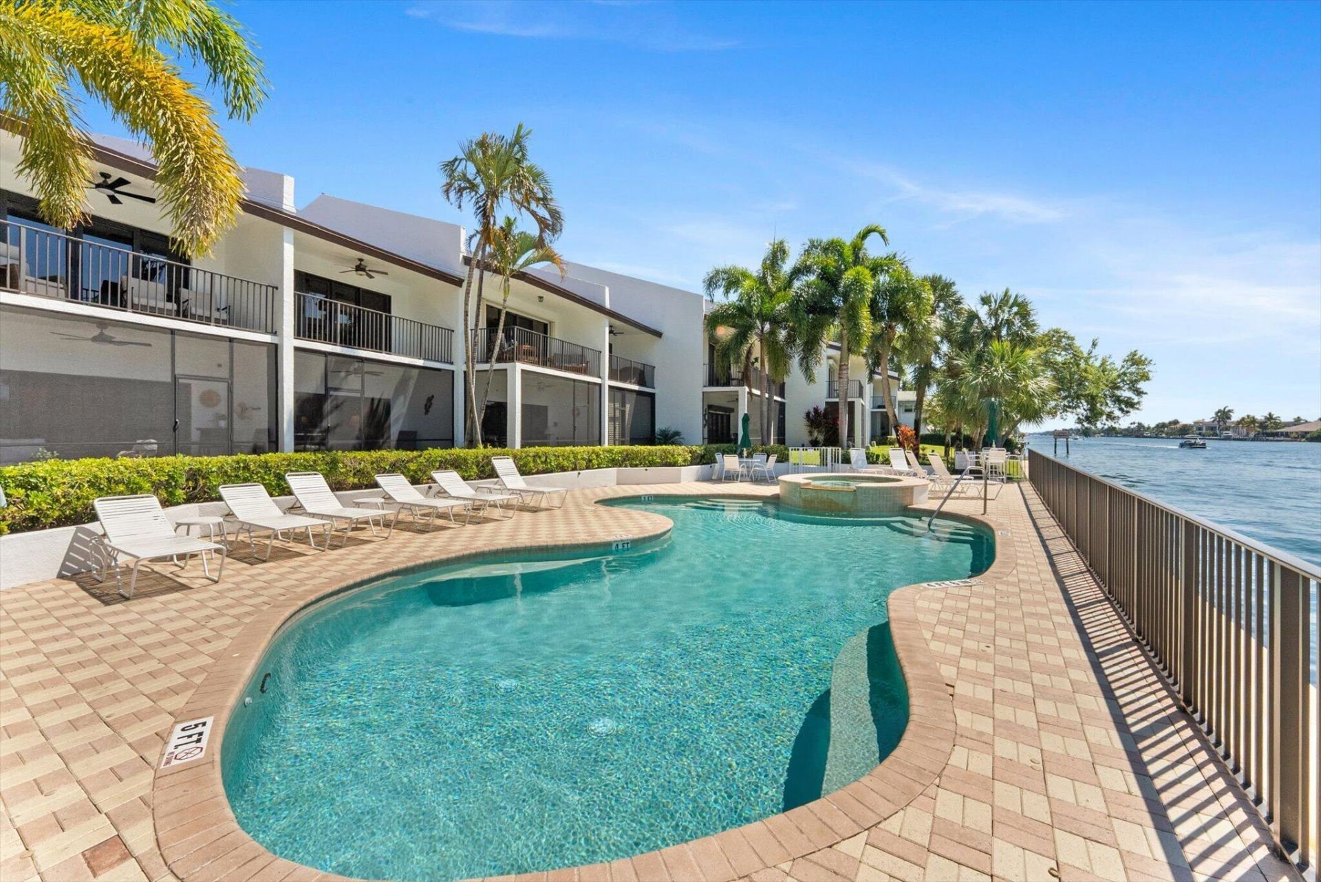 1301 N Riverside Drive, Unit 10, Pompano Beach, FL 33062 Photo