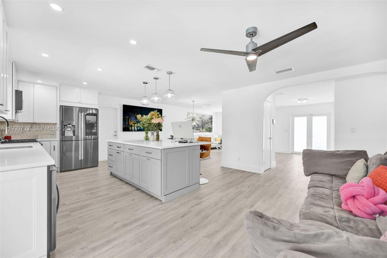 1431 NW 70th Ave, Plantation, FL 33313 Photo