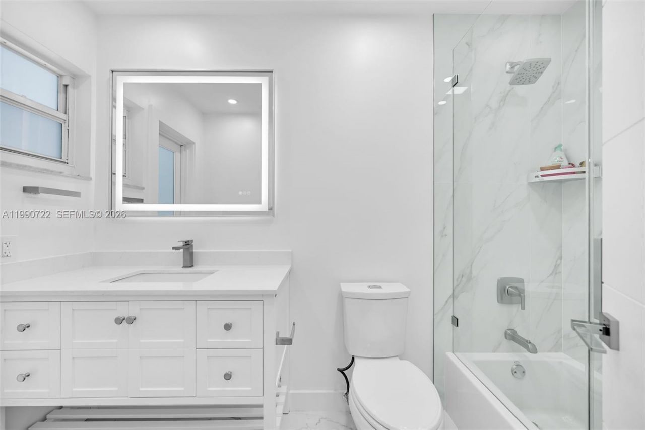 1431 NW 70th Ave, Plantation, FL 33313 Photo