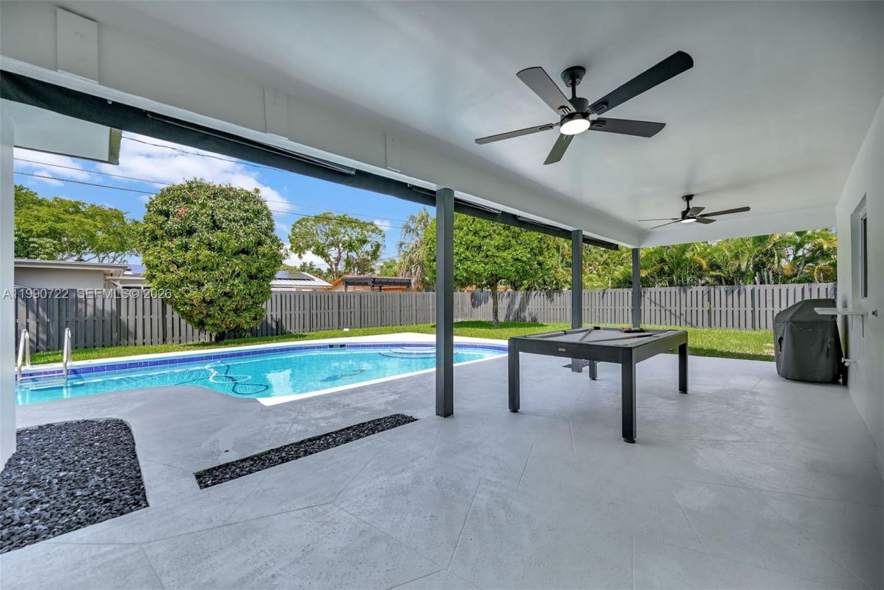 1431 NW 70th Ave, Plantation, FL 33313 Photo