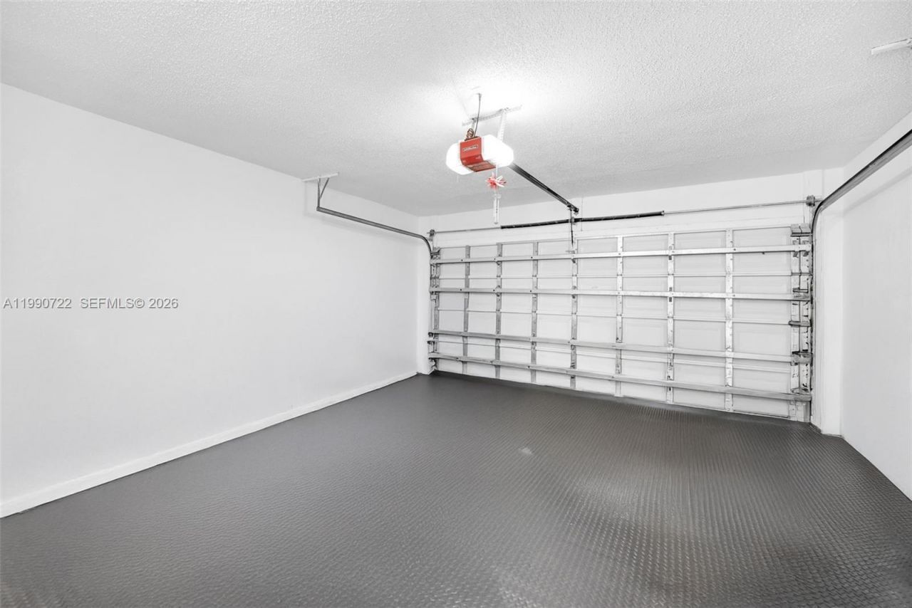 1431 NW 70th Ave, Plantation, FL 33313 Photo