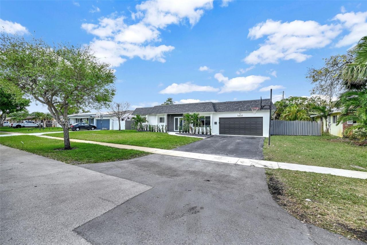1431 NW 70th Ave, Plantation, FL 33313 Photo