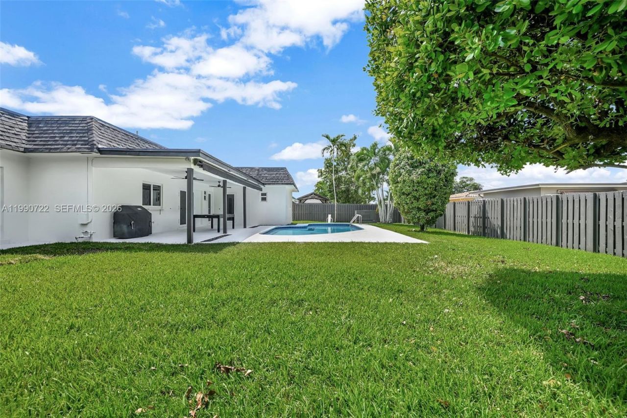 1431 NW 70th Ave, Plantation, FL 33313 Photo