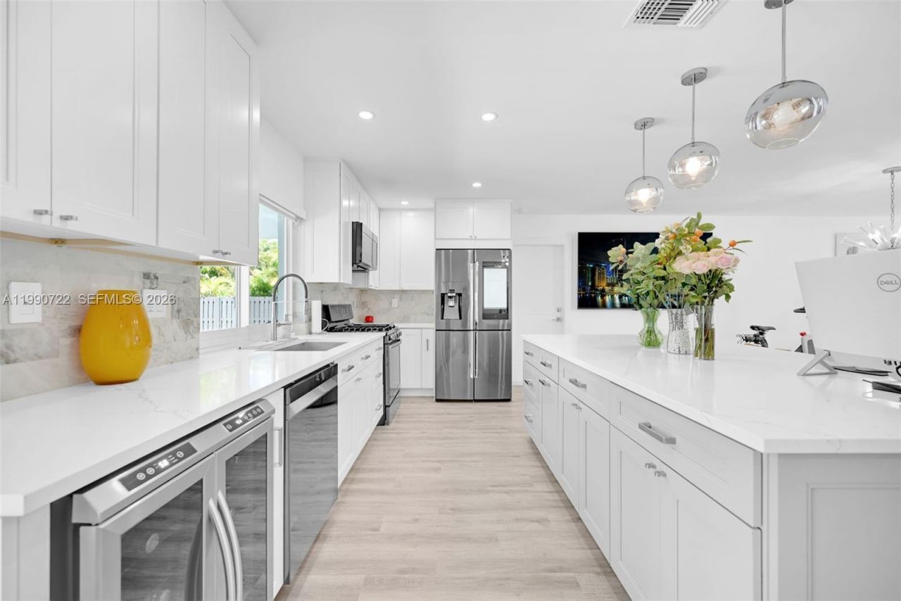 1431 NW 70th Ave, Plantation, FL 33313 Photo