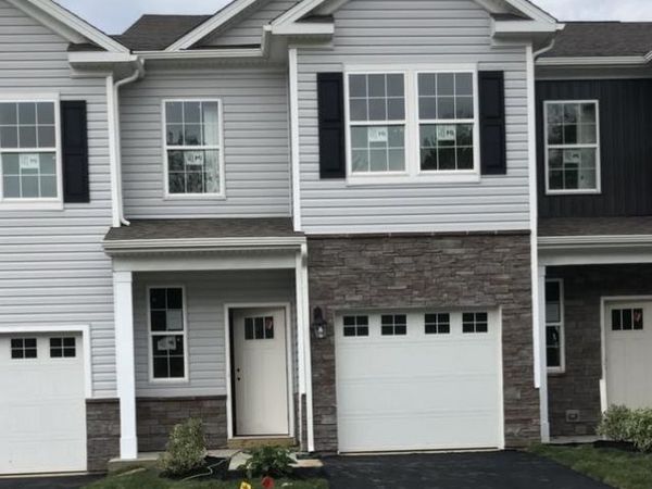 54 PEREGRINE WAY , BURLINGTON, NJ 08016