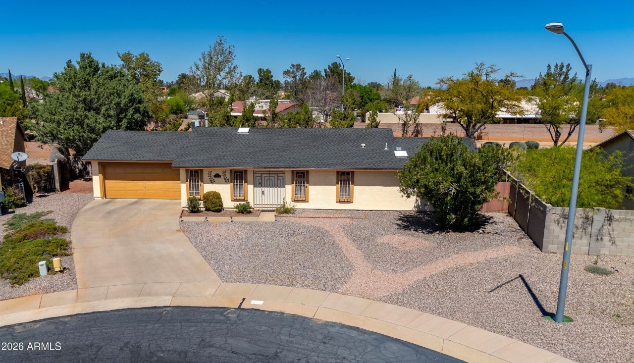 1691 E Periwinkle Way, Sierra Vista, AZ 85635 Main Photo