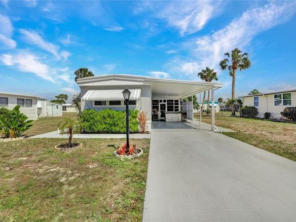 27543 Hoenie DR , BONITA SPRINGS, FL 34135