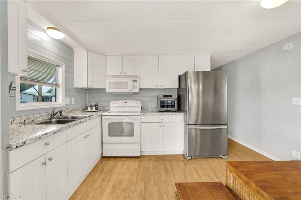 27543 Hoenie Dr , Bonita Springs, FL 34135 Photo