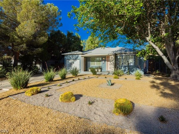 1140 S 6th Street , Las Vegas, NV 89104