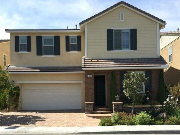 102 Shadowbrook, Irvine, CA 92604