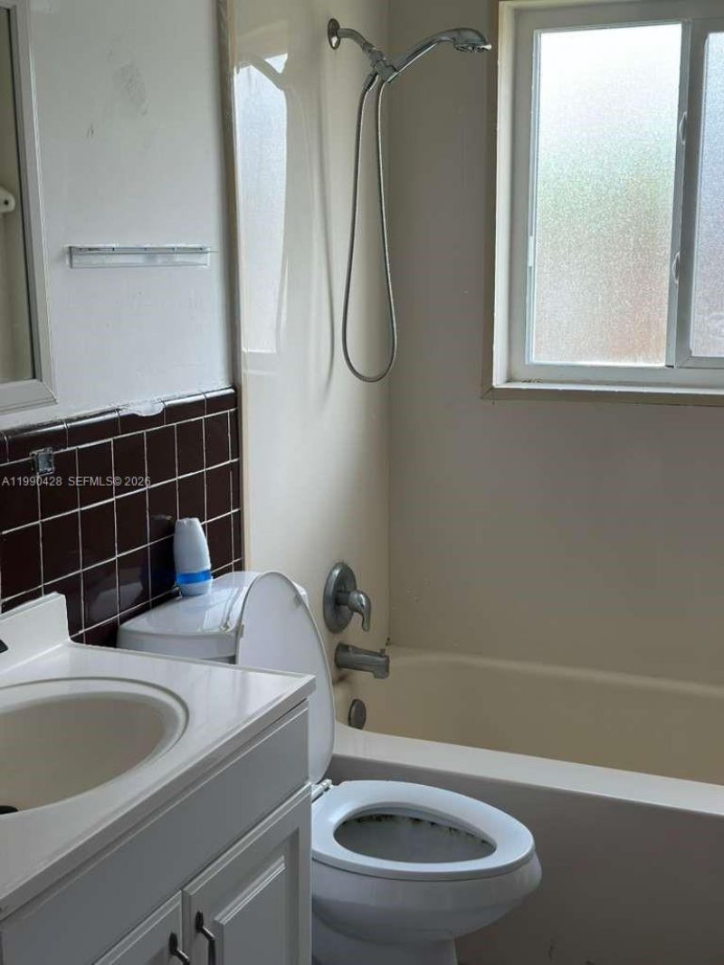 2458 Plunkett St, Hollywood, FL 33020 Photo