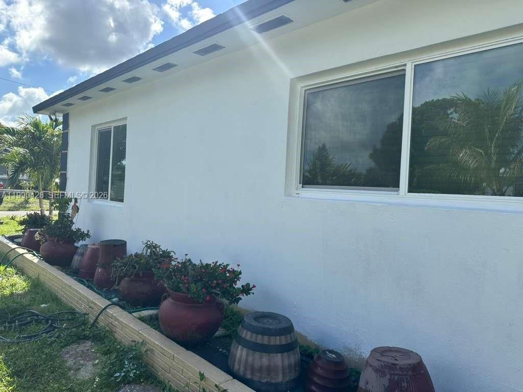 2458 Plunkett St, Hollywood, FL 33020 Photo