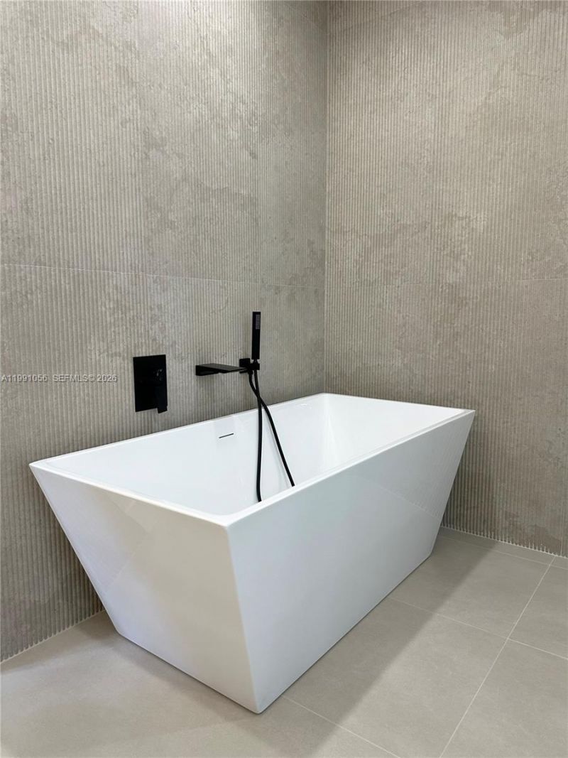 1240 S Cypress Rd , Pompano Beach, FL 33060 Photo