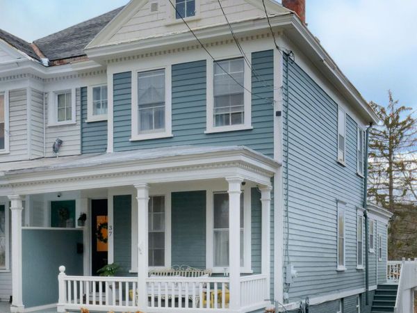 37 Worth Avenue, Hudson, NY 12534