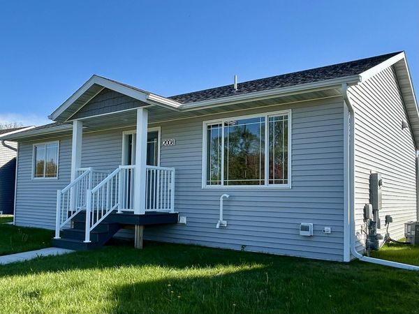 2008 Nelson Drive, Thief River Falls, MN 56701