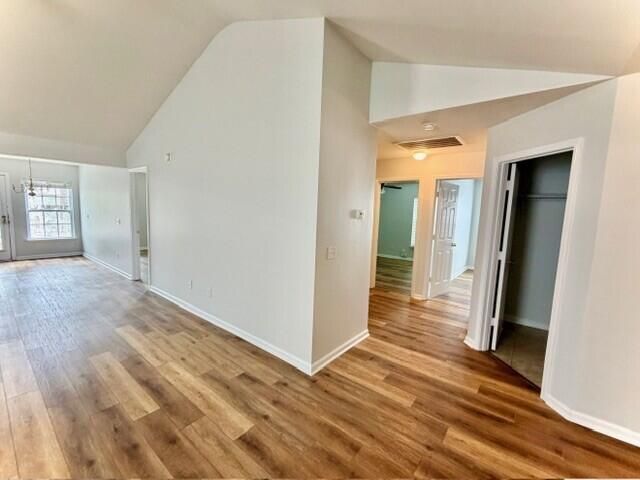 205 Breckingridge Drive Photo 32