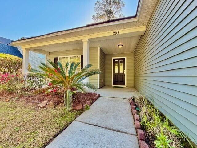 205 Breckingridge Drive Photo 4