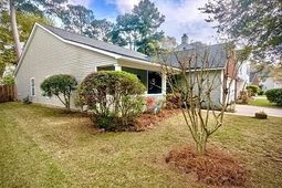 205 Breckingridge Drive photo 4