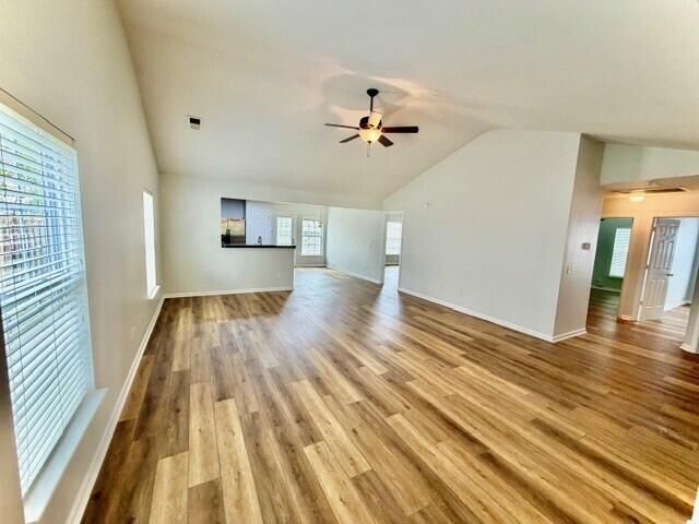 205 Breckingridge Drive Photo 9