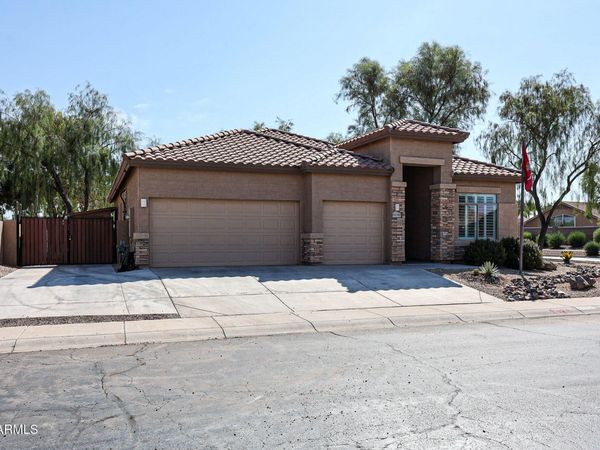 22392 N BALBOA Drive, Maricopa, AZ 85138