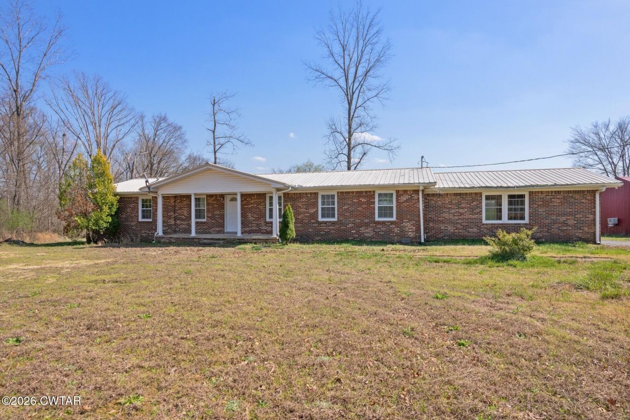 1705 TN-100 Decaturville, TN 38329