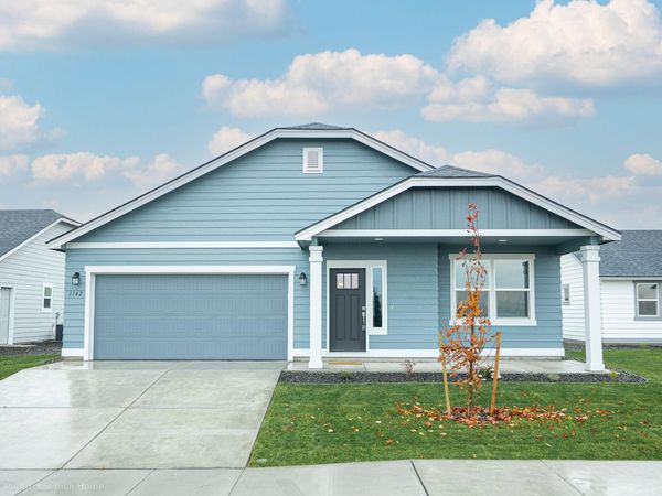 3687 Luchu Street, Unit 110, Medford, OR 97504