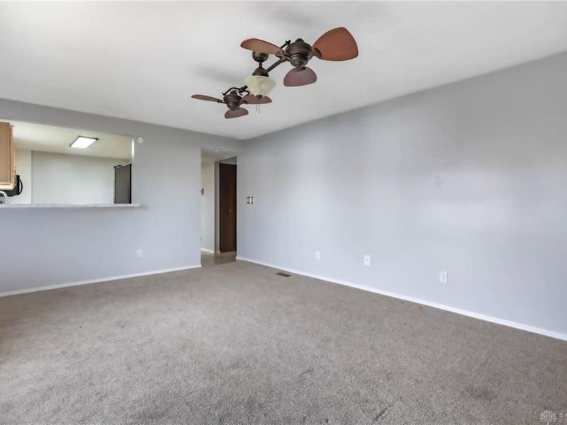 6117 Charlesgate Road, Huber Heights, OH 45424 Photo 12