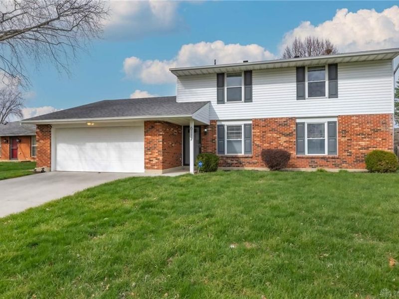 6117 Charlesgate Road, Huber Heights, OH 45424 Photo 2