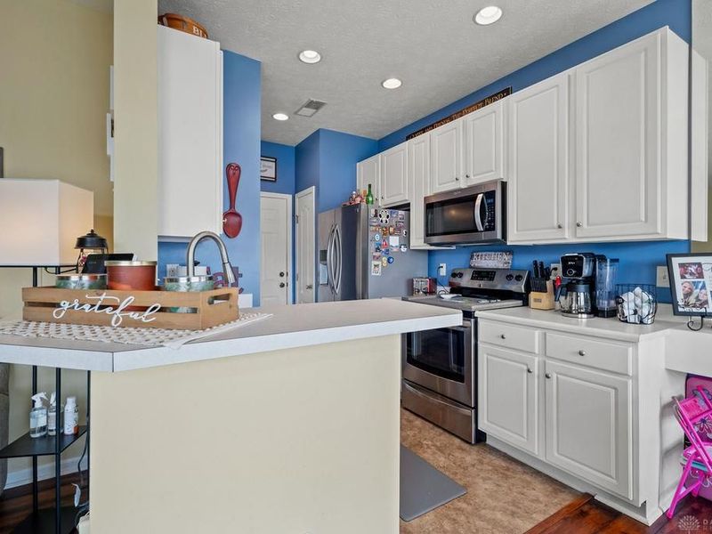 9252 Great Lakes Circle, Washington Township, OH 45458 Photo 14