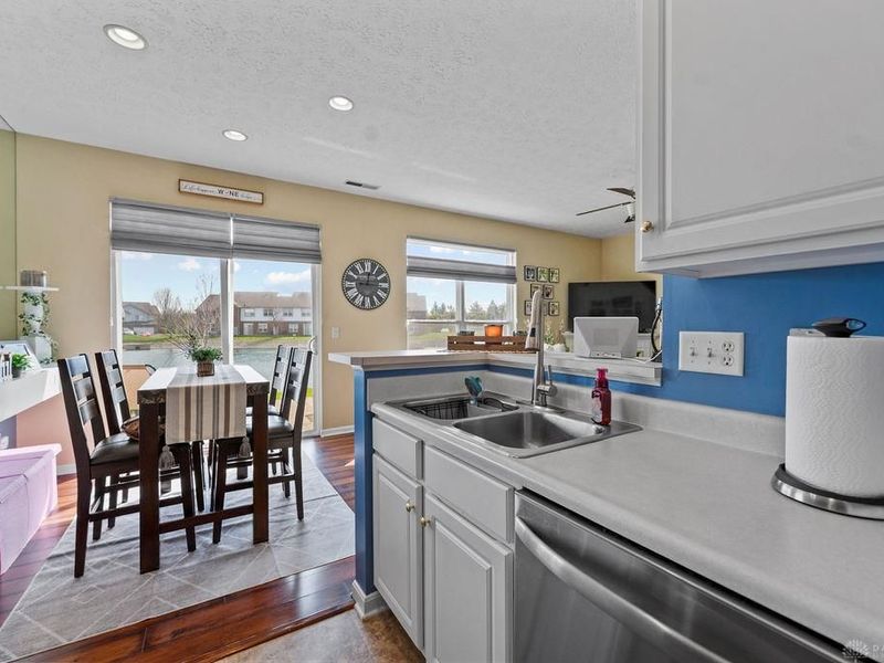 9252 Great Lakes Circle, Washington Township, OH 45458 Photo 19