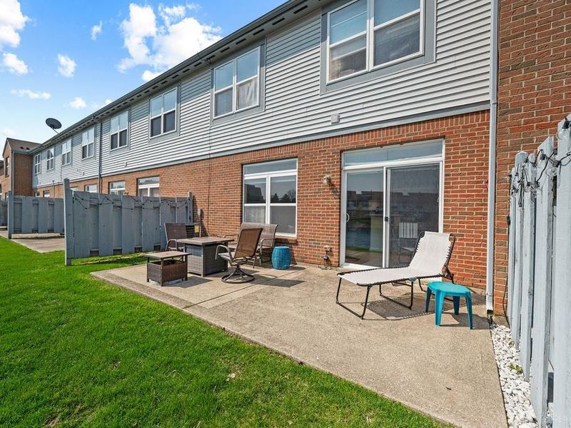 9252 Great Lakes Circle, Washington Township, OH 45458 Photo 38