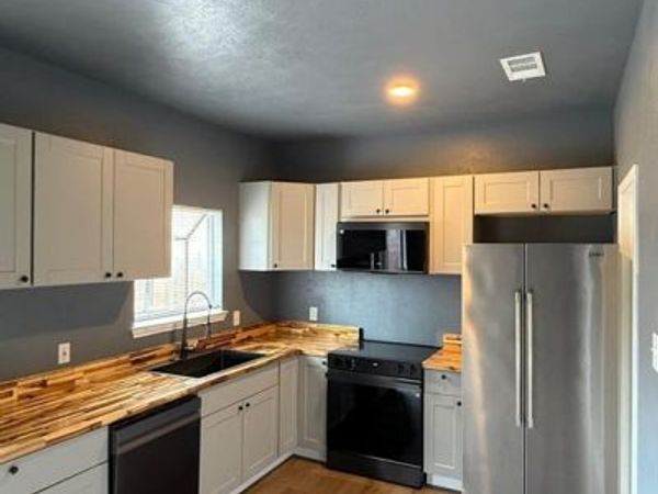 611 Oriole Boulevard, Unit 703, Duncanville, TX 75116