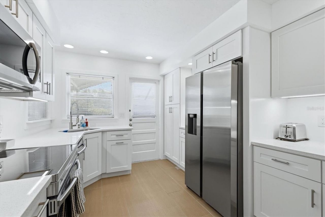 616 Lyons Lane, Longboat Key, FL 34228 Photo